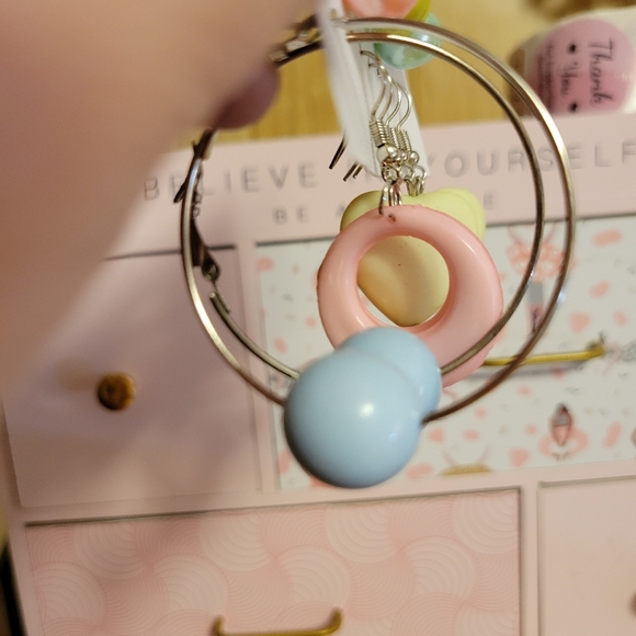 Fun set pastel fashion earrings - Picture 4 of 5